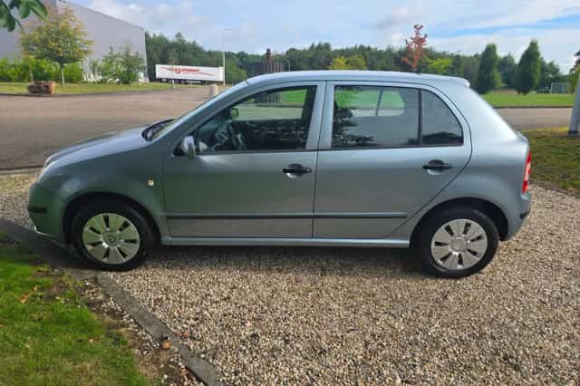 Škoda Fabia (2006) thumbnail 5