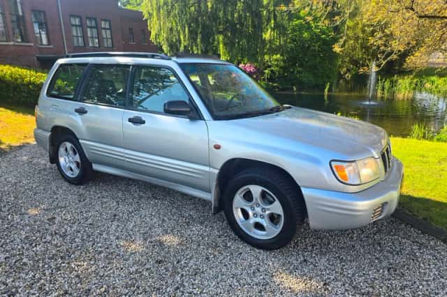 Subaru Forester (2002) thumbnail 1
