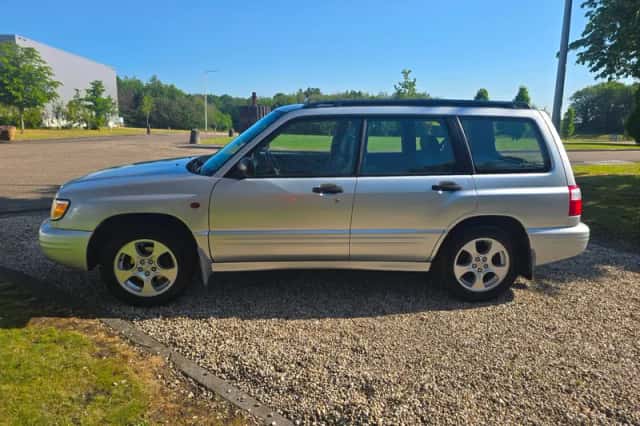 Subaru Forester (2002) thumbnail 5