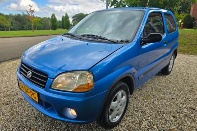 Suzuki Ignis (2003) thumbnail 6