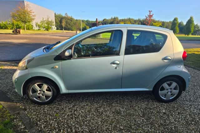 Toyota Aygo (2006) thumbnail 5