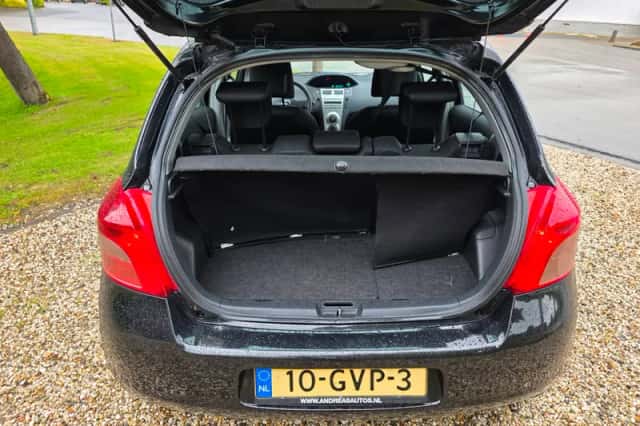 Toyota Yaris (2008) thumbnail 5