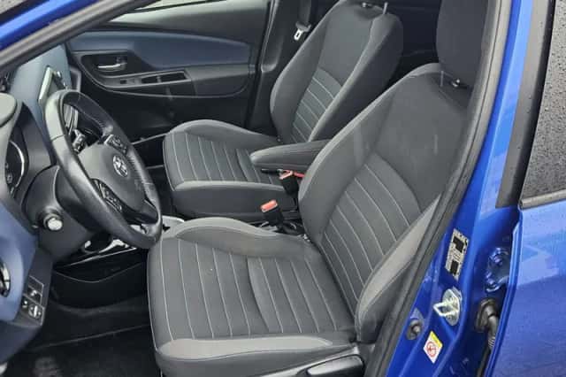 Toyota Yaris (2018) thumbnail 2