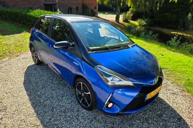 Toyota Yaris (2018) thumbnail 4