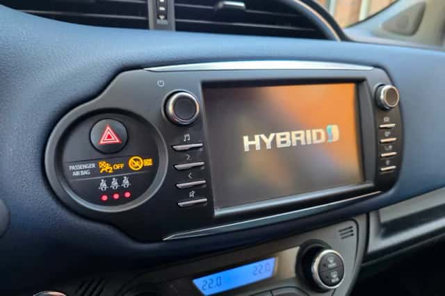 Toyota Yaris (2018) thumbnail 6
