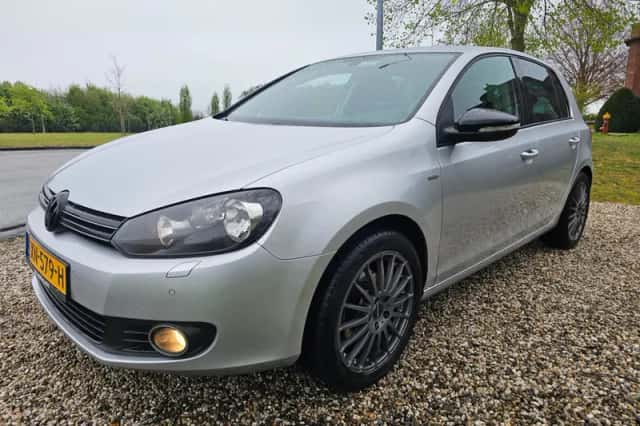 Volkswagen Golf (2012) thumbnail 5