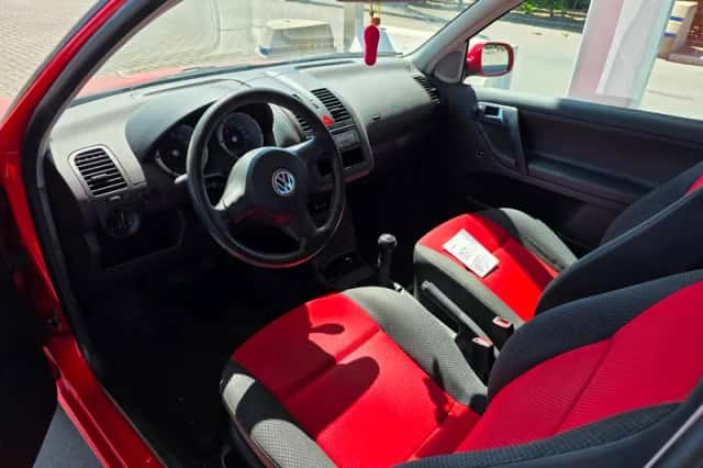 Volkswagen Polo (2000) thumbnail 2
