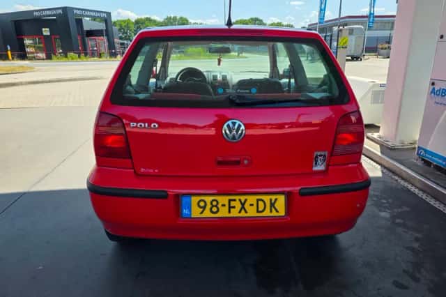 Volkswagen Polo (2000) thumbnail 4