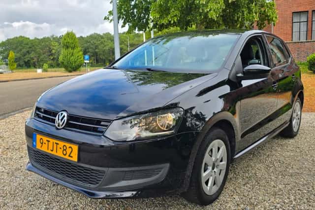 Volkswagen Polo (2014) thumbnail 4