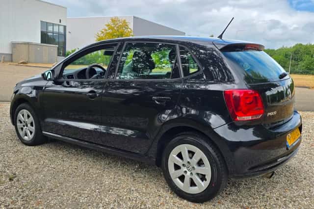 Volkswagen Polo (2014) thumbnail 6