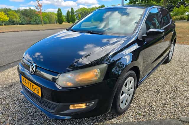 Volkswagen Polo (2012) thumbnail 6