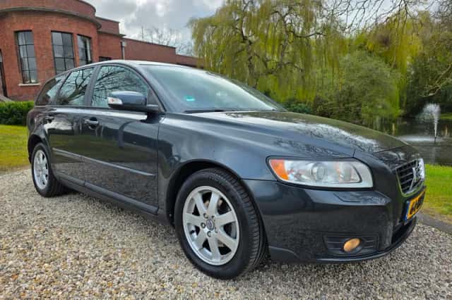 Volvo V50 (2009) thumbnail 1