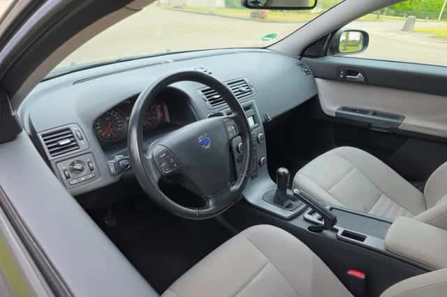 Volvo V50 (2009) thumbnail 4