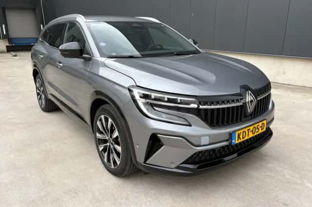 Renault Espace (2023) thumbnail 1