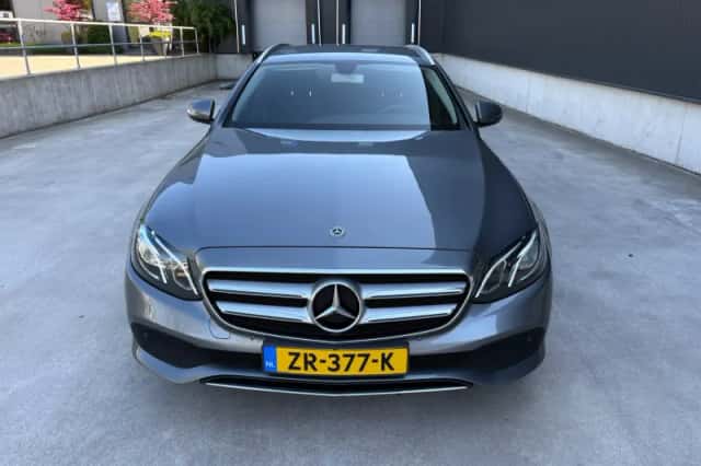 Mercedes-Benz E-Klasse (2018) thumbnail 2