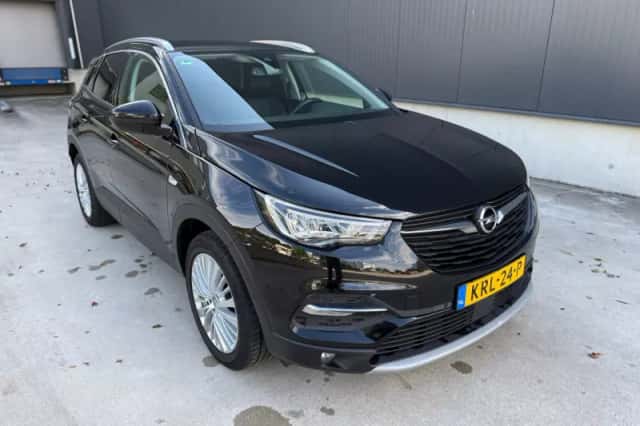 Opel Grandland (2020) thumbnail 1