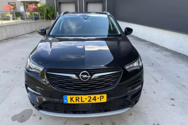 Opel Grandland (2020) thumbnail 2