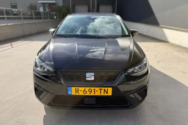 SEAT Ibiza (2022) thumbnail 2