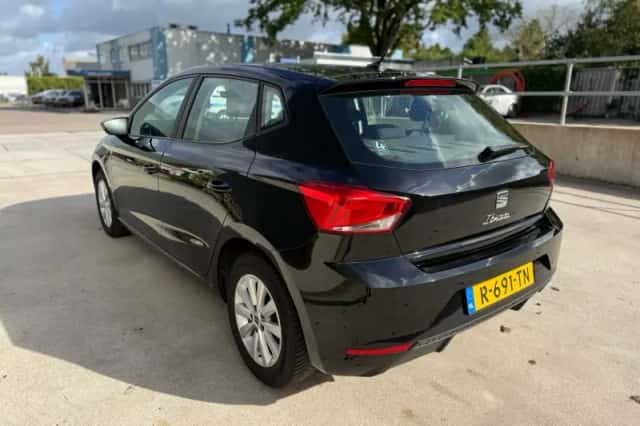 SEAT Ibiza (2022) thumbnail 4
