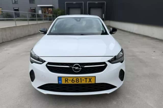 Opel Corsa (2022) thumbnail 2