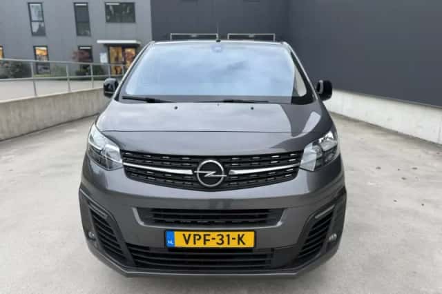 Opel Vivaro (2022) thumbnail 2