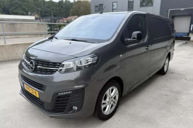 Opel Vivaro (2022) thumbnail 3