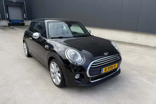 MINI Cooper (2014) thumbnail 1