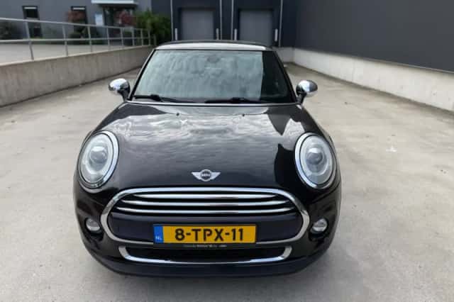 MINI Cooper (2014) thumbnail 2