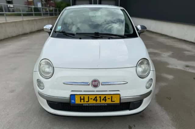 Fiat 500 (2011) thumbnail 2