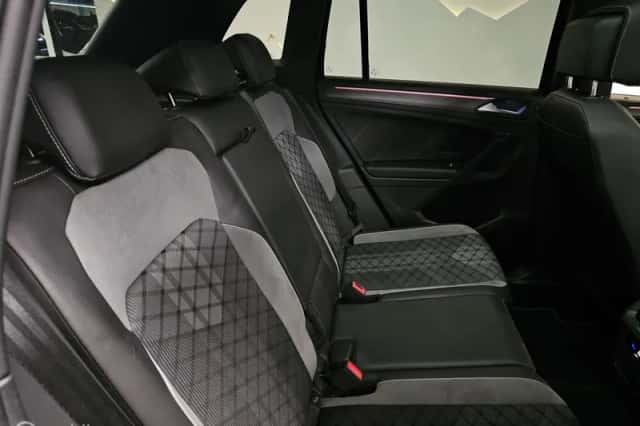 Volkswagen Tiguan (2022) thumbnail 4