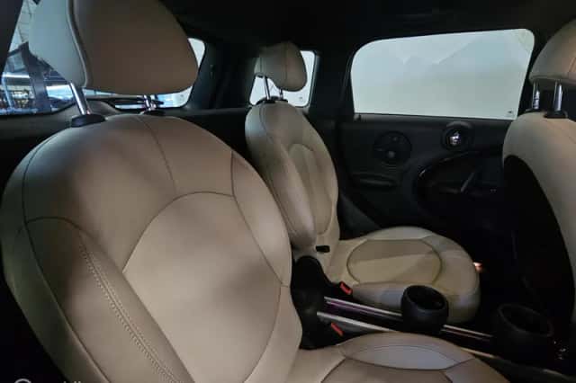MINI Countryman (2013) thumbnail 4