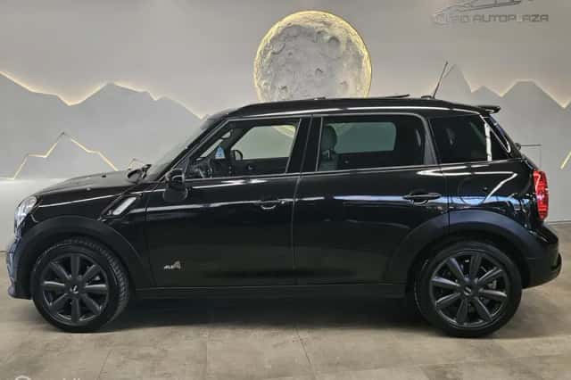 MINI Countryman (2013) thumbnail 6