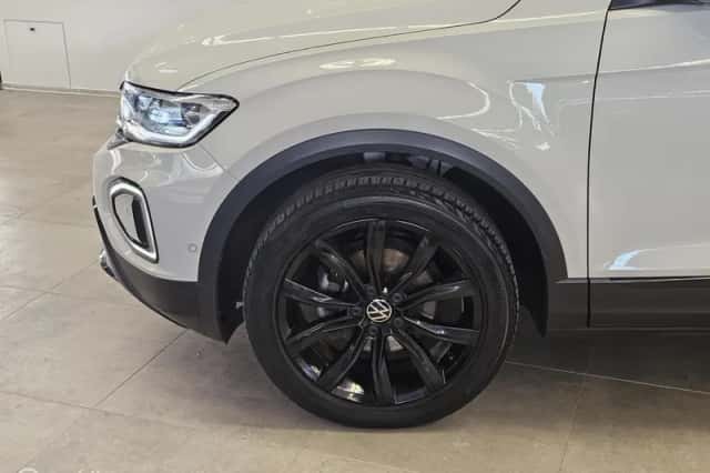 Volkswagen T-Roc (2022) thumbnail 5