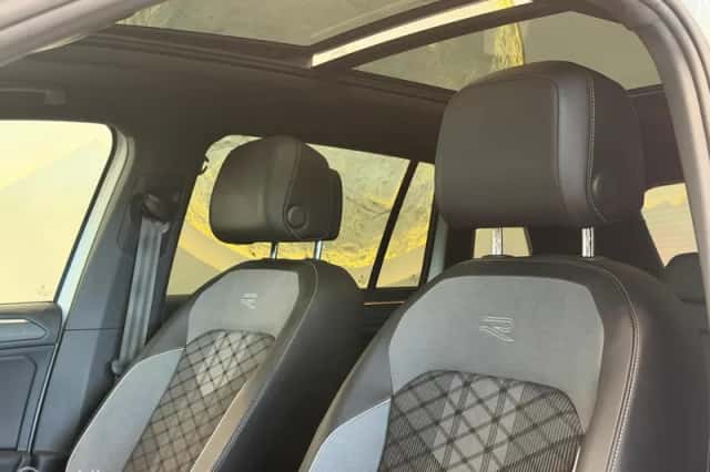 Volkswagen Tiguan (2021) thumbnail 4