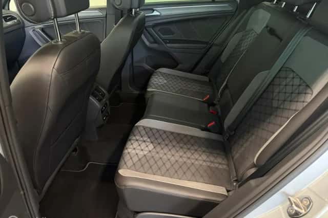 Volkswagen Tiguan (2022) thumbnail 4