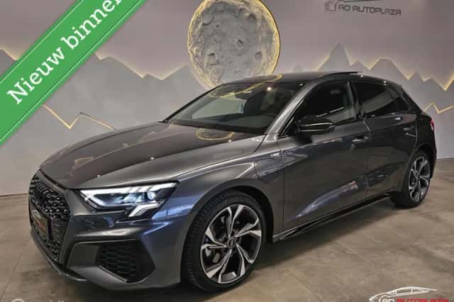 Audi A3 (2023) thumbnail 1