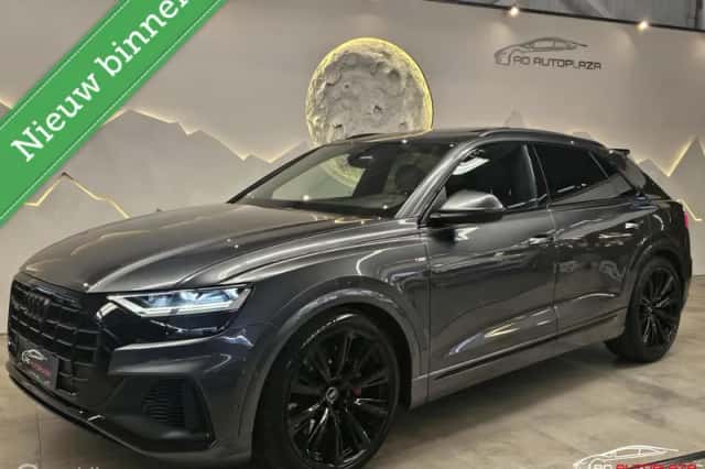 Audi Q8 (2021) thumbnail 1