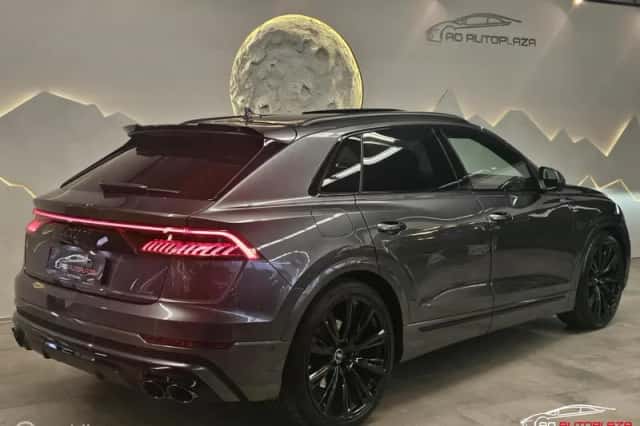Audi Q8 (2021) thumbnail 2