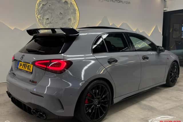 Mercedes-Benz A-Klasse (2019) thumbnail 2