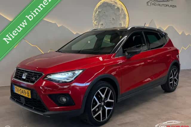 SEAT Arona (2018) thumbnail 1