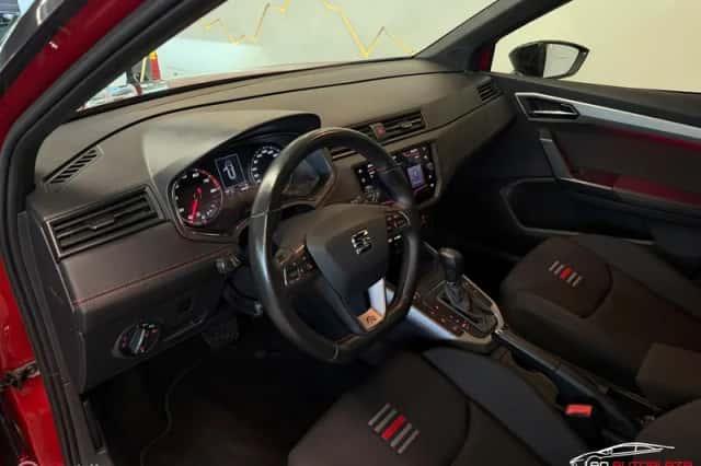SEAT Arona (2018) thumbnail 3