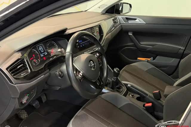 Volkswagen Polo (2018) thumbnail 3