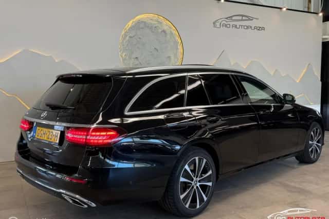 Mercedes-Benz E-Klasse (2021) thumbnail 2