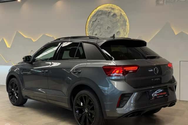 Volkswagen T-Roc (2023) thumbnail 6