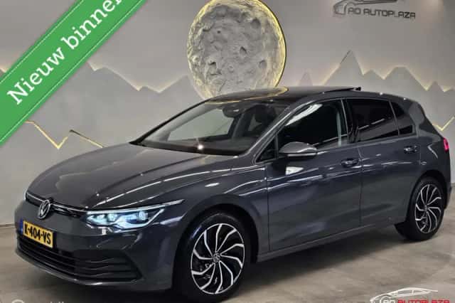 Volkswagen Golf (2020) thumbnail 1