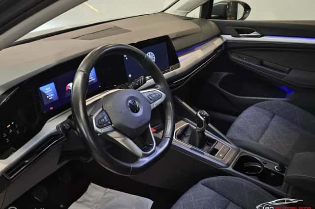 Volkswagen Golf (2020) thumbnail 3