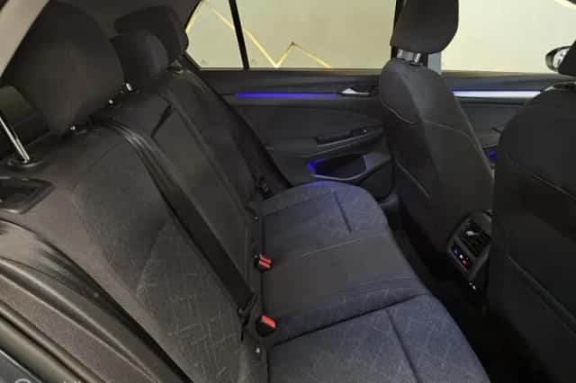 Volkswagen Golf (2020) thumbnail 4