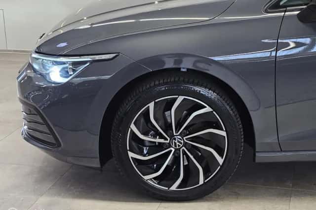 Volkswagen Golf (2020) thumbnail 5