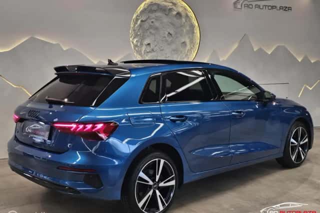 Audi A3 (2022) thumbnail 2