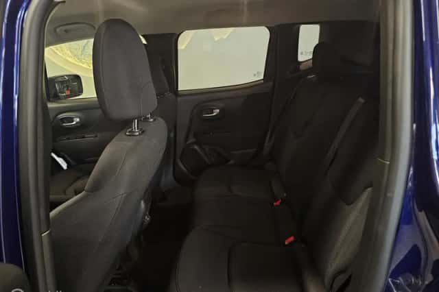 Jeep Renegade (2020) thumbnail 4